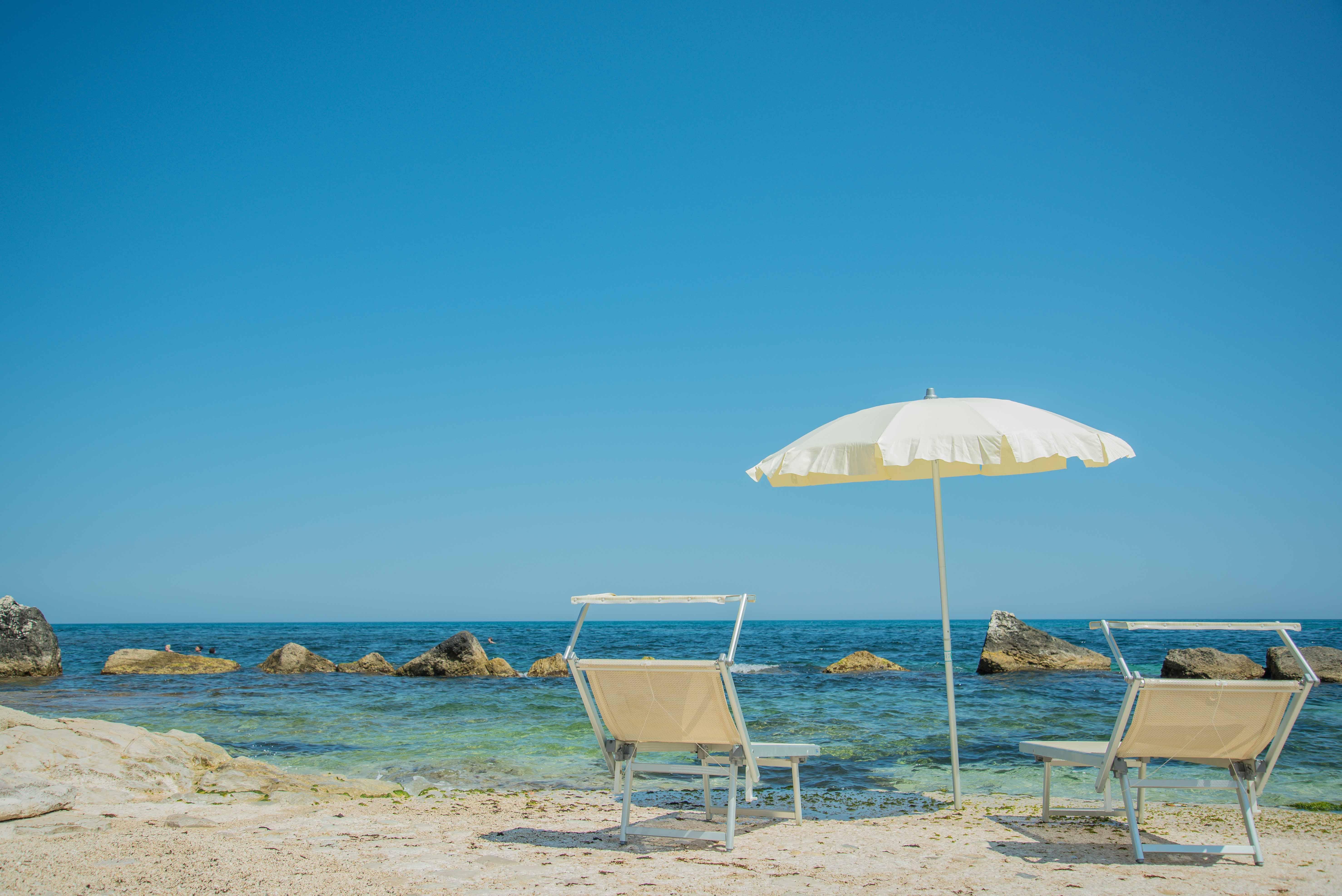 Hotel Riva Del Sole Джовинацо Екстериор снимка