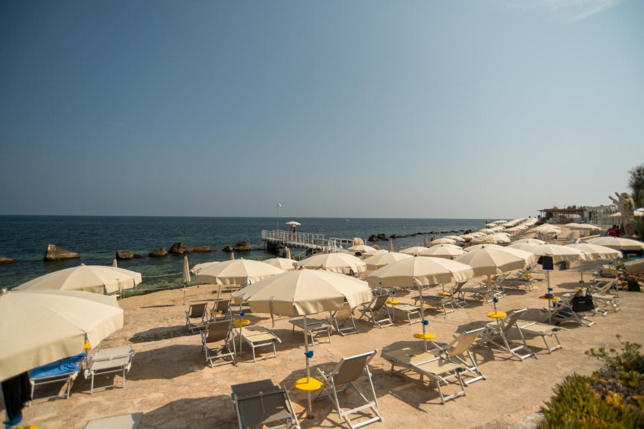 Hotel Riva Del Sole Джовинацо Екстериор снимка